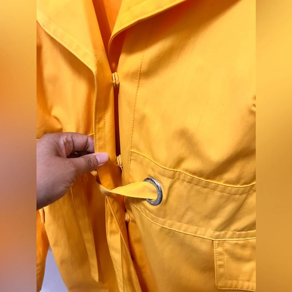 Michael Kors jacket for women - Picture 3 of 7